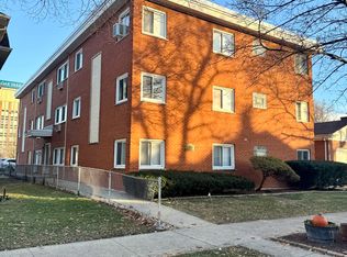 424 Elgin Ave APT 8, Forest Park, IL 60130
