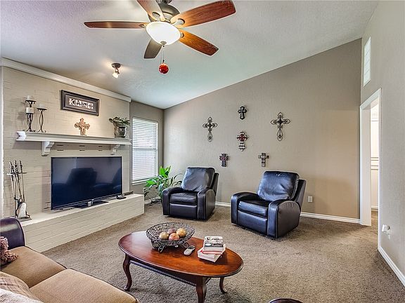 4th image of 3809 Skyward Cir