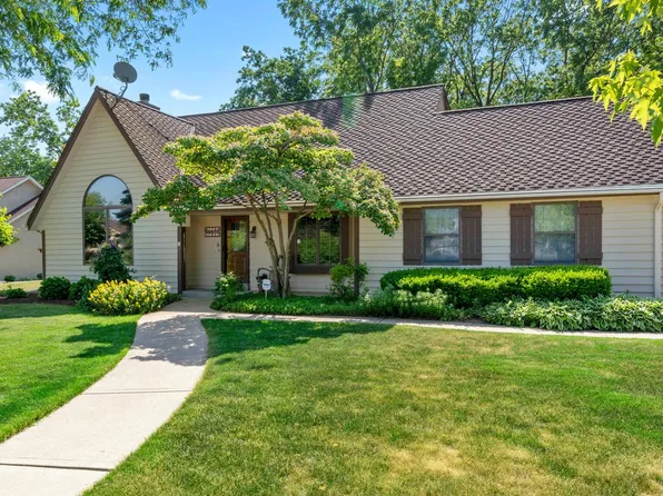 W176S7957 Joel DRIVE, Muskego, WI 53150