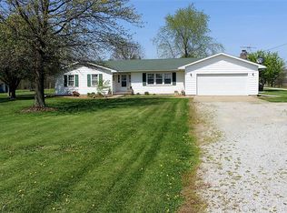 2484 E 1450th Ave, Oblong, IL 62449
