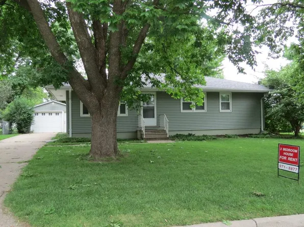 701 Vine St, Dallas Center, IA 50063