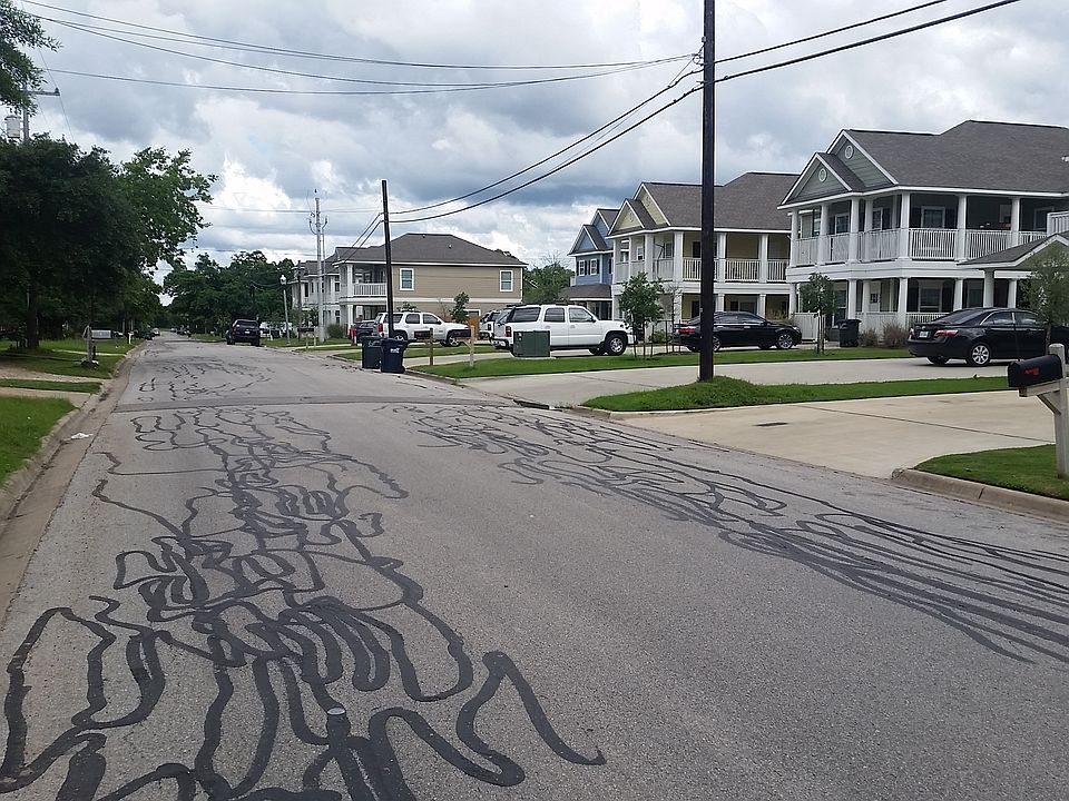 1st image of 205 Highlands St