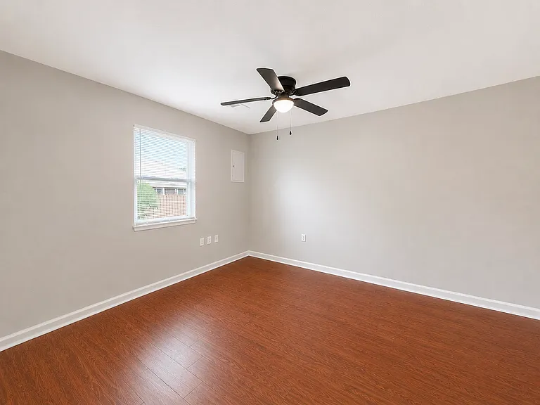 1170 Miller St #2 — Photo 5