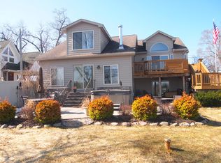 10100 Mary Lee Ave, White Lake, MI