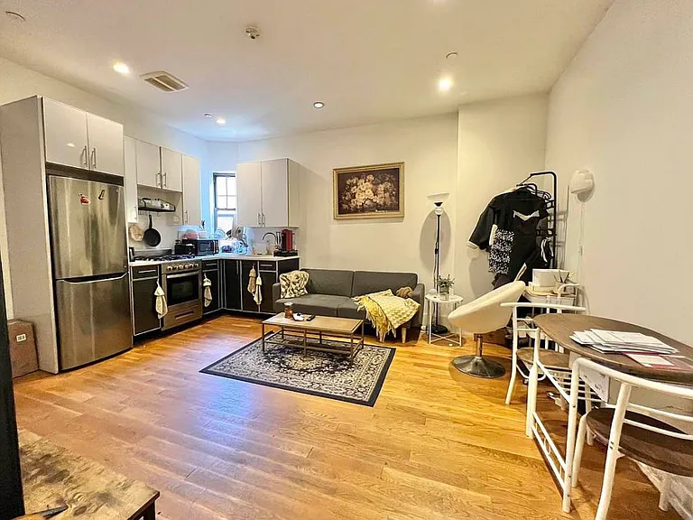 40 Malcolm X Blvd #3B — Photo 4