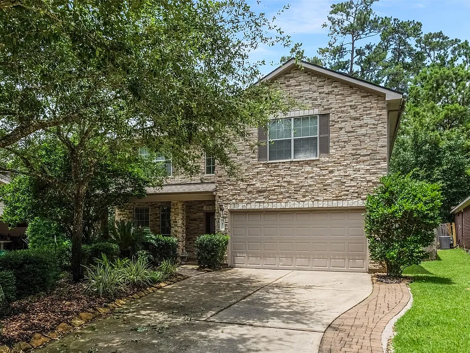 7 Ebony Oaks Pl