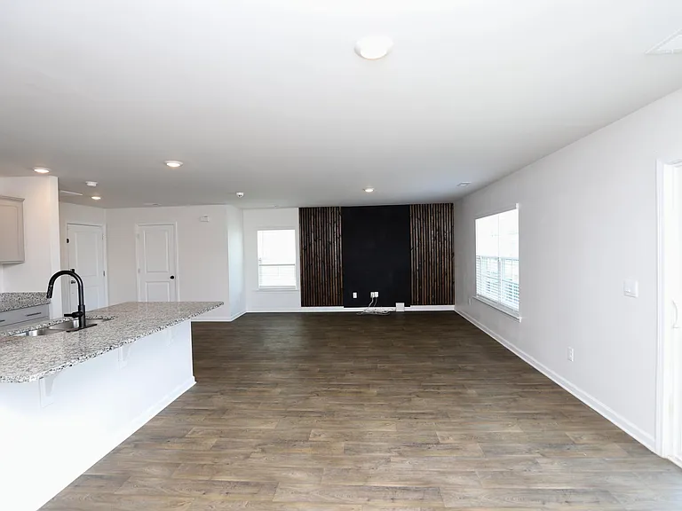 352 Sandbach Rd — Photo 19