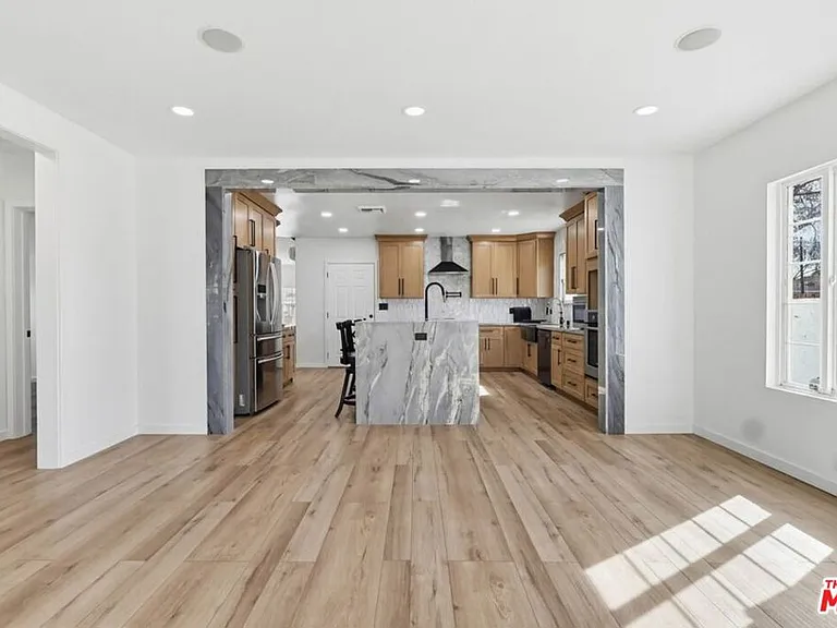 2200 Easy Ave — Photo 6
