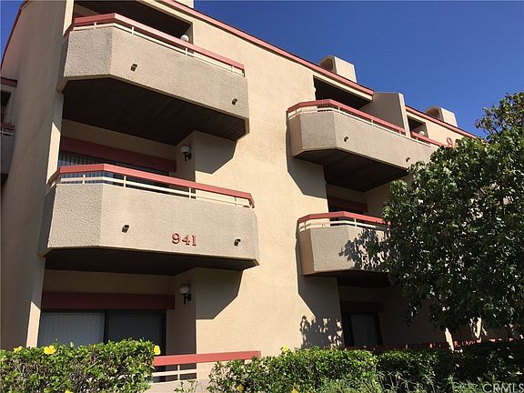 3rd image of 941 W Carson St APT 318
