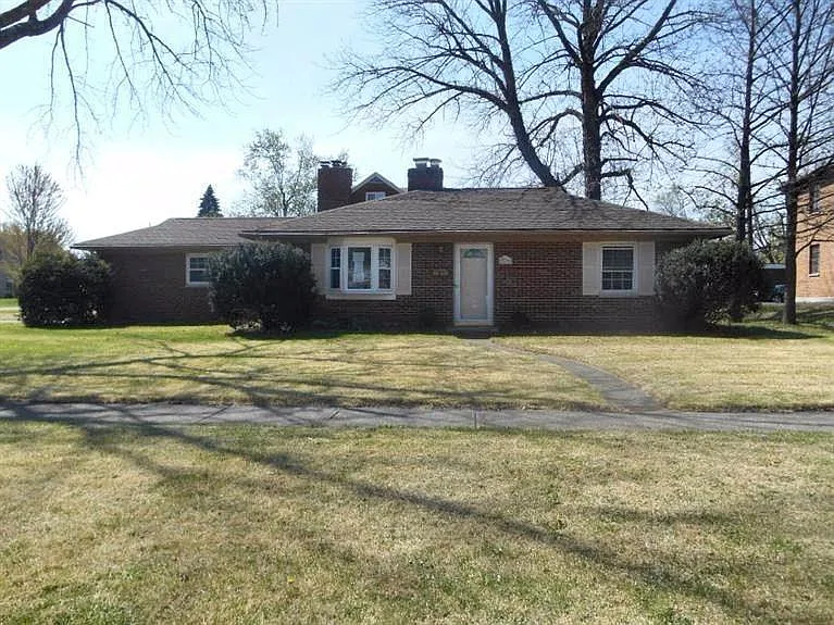 524 East Dr — Photo 3