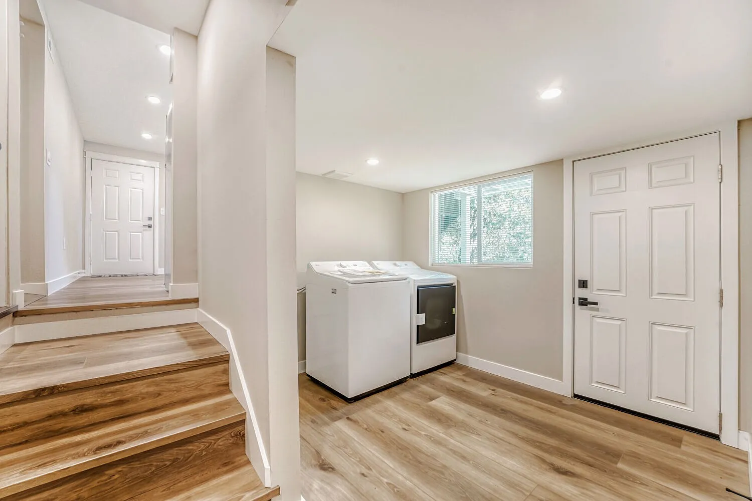 2 bed, 1173 sqft, $2,490 — Photo 4