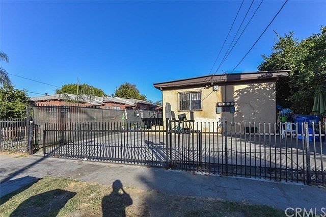 1st image of 9626 Juniper St
