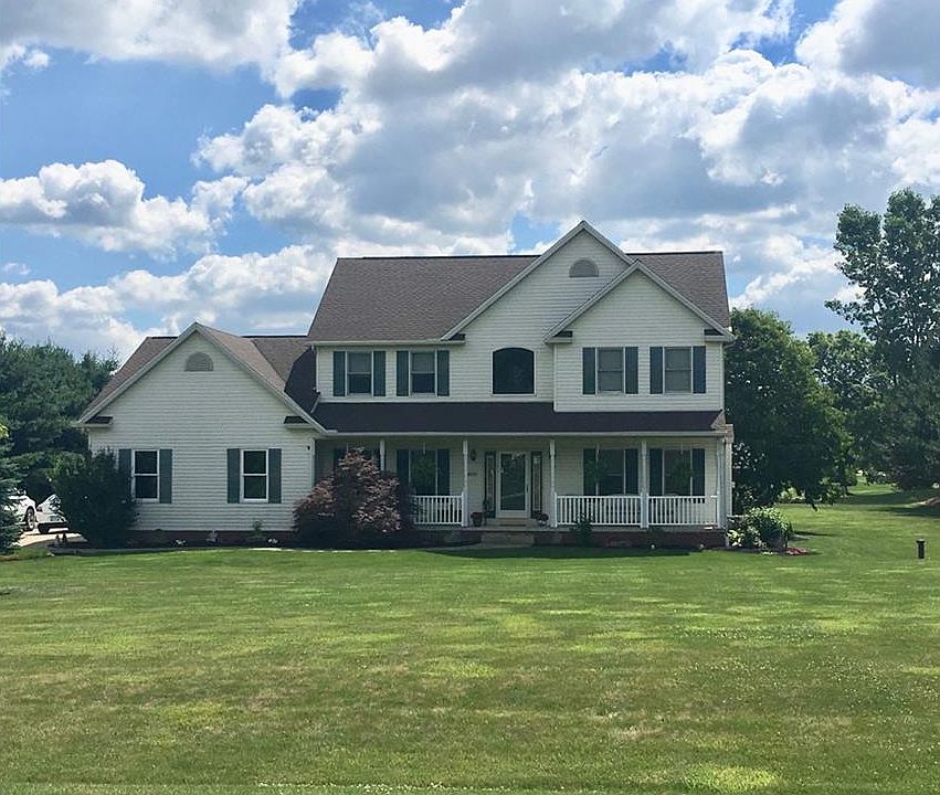 2nd image of 5405 White Tail Cir