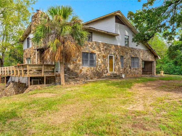 154 Ridgedale Rd, Six Mile, SC 29682