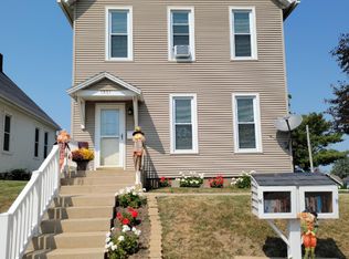 1951 Loras Blvd, Dubuque, IA 52001