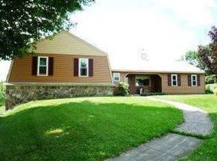 200 Water #BLUE, Eldorado, IL 13803