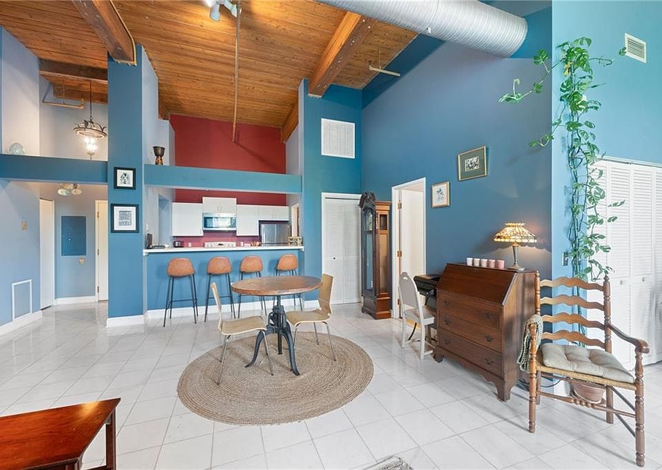 1st image of 494 Woonasquatucket Ave APT 406
