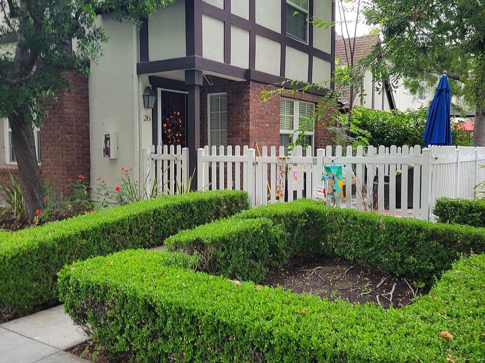 2nd image of 26 Three Vines Ct #26