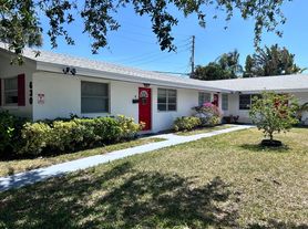 630 Prosperity Farms Rd, North Palm Beach, FL