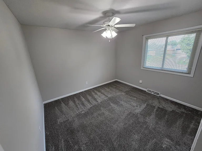 2025 Beck St — Photo 29
