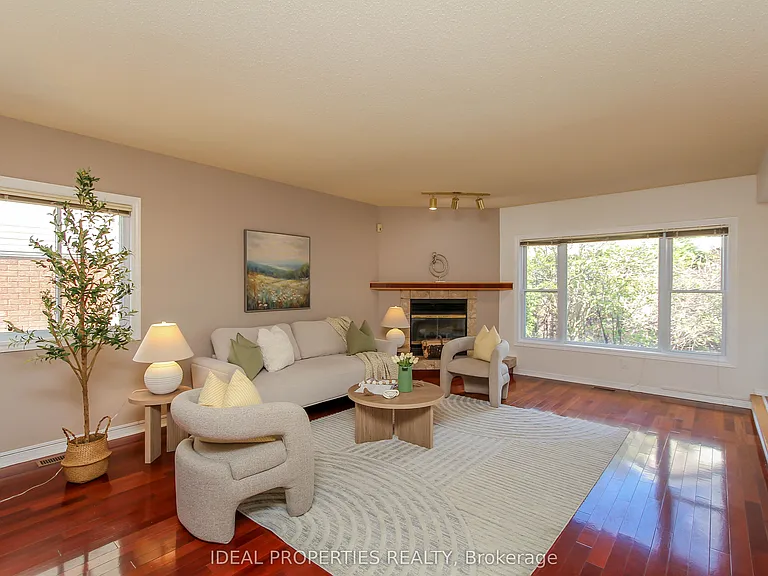 39 Huntings End Ave — Photo 11