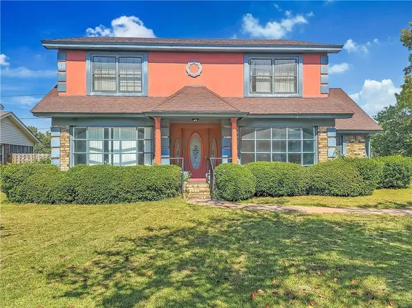 1402 Addie B Byers Dr, Savannah, GA 31415