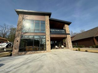 416-444 McMahan Rd, Pigeon Forge, TN 37863