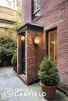 Rented by Leslie J. Garfield | media 9