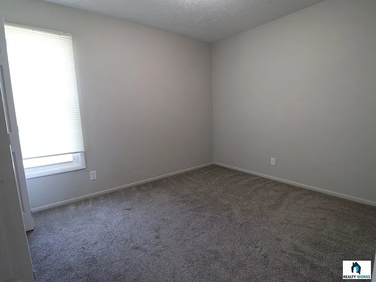 2252 W Street — Photo 7