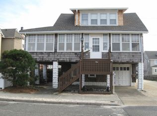 9 East St, Seaside Park, NJ 08752