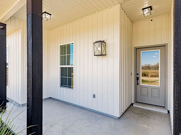 3rd image of 12652 Brown Rd