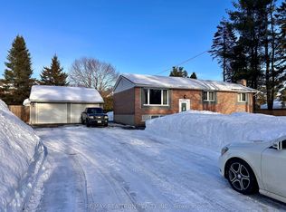 1203 Saint Vincent St, Springwater, ON L9X 0R2