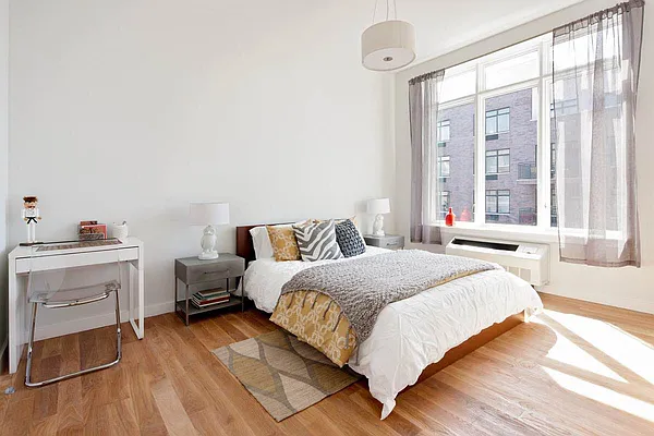 182 15th Street #2F