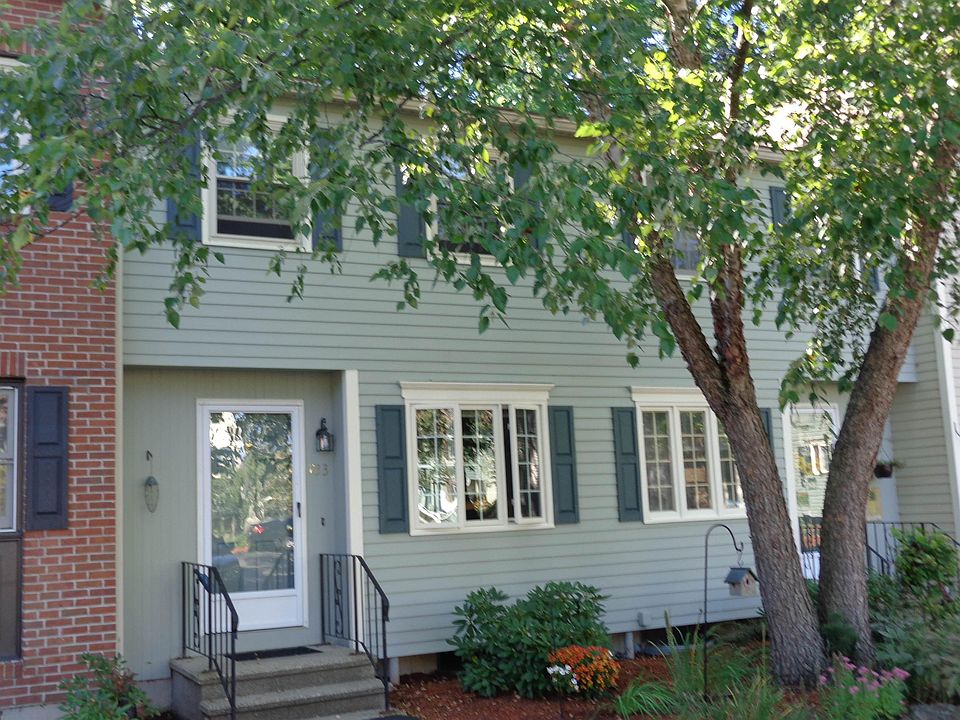 1st image of 733 Fox Hollow Dr