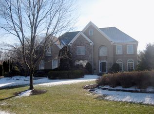 60 Alexanders Ct, Newtown, PA 18940
