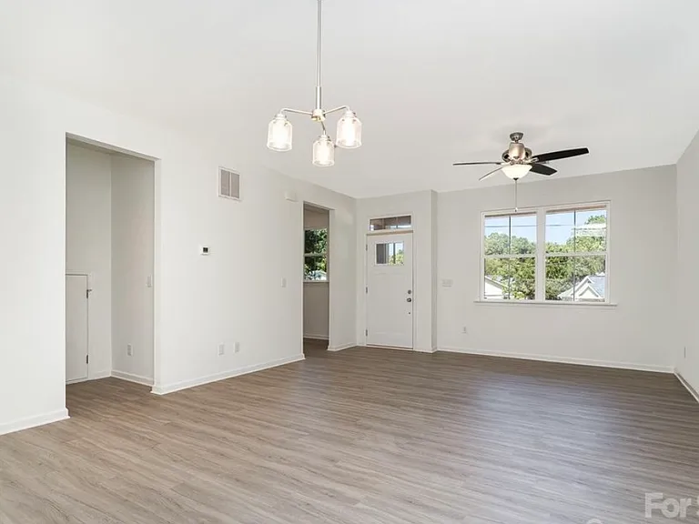 1812 Purser Dr — Photo 8