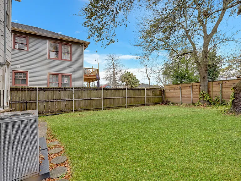 4007 Octavia St — Photo 19