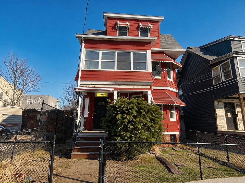 1st image of 10 Schuyler Ave #B2
