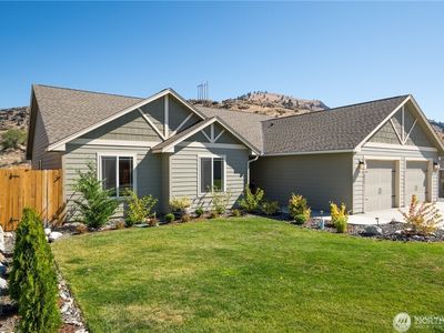 1041 Sunny Brooke Lane, Chelan, WA, 98816