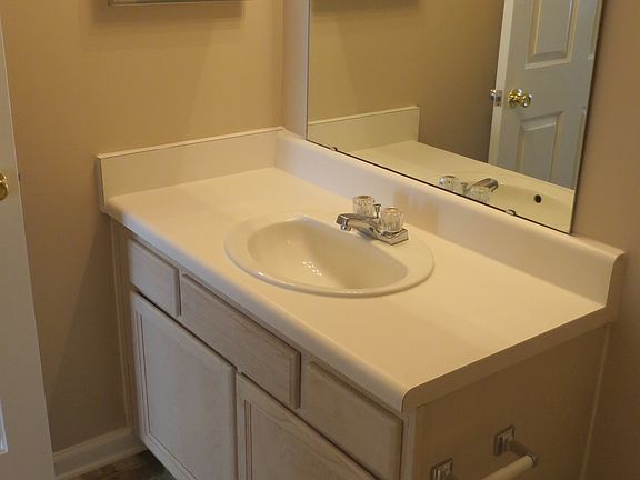 2nd image of 1630 Wimbledon Dr APT 210