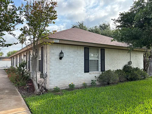 1801 Lexington Cir #3 Photo 1