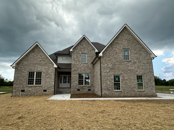 1174 Parsons Rd, Christiana, TN 37037