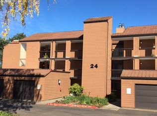 183 Oswego Smt, Lake Oswego, OR 97035