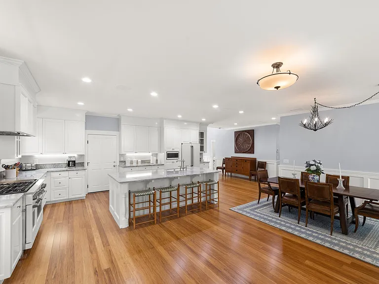 750 Coronado Ave — Photo 12