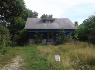 1735 W Lynn St, Springfield, MO 65802