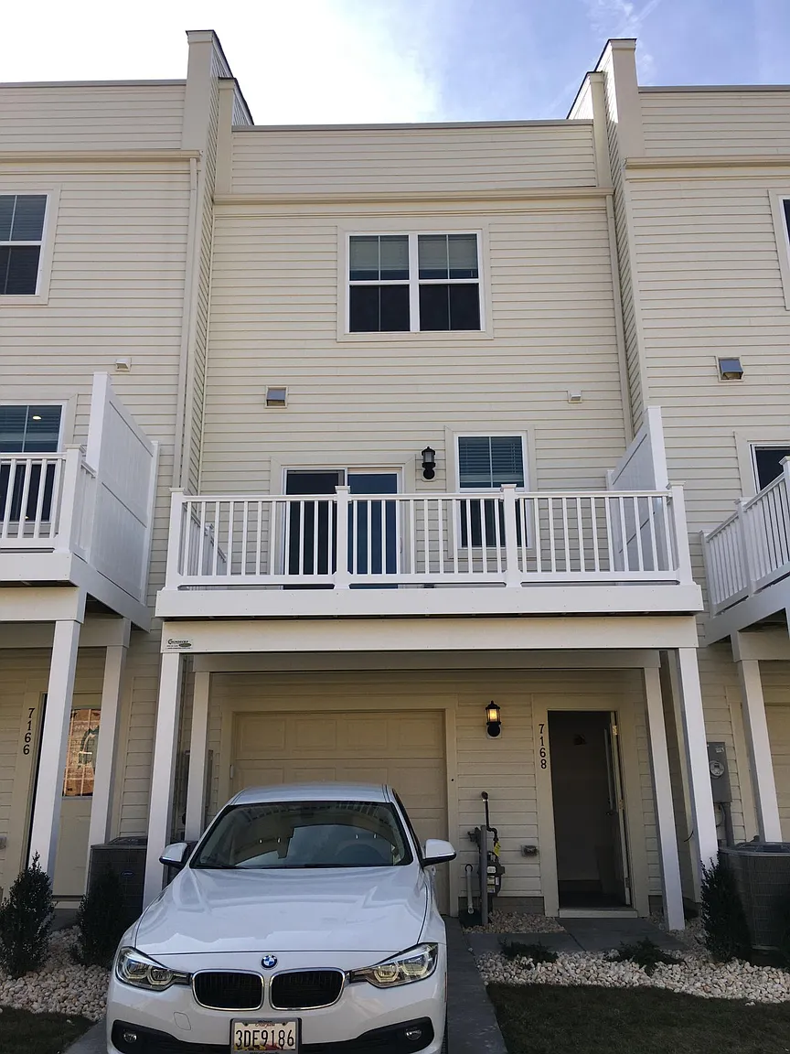 7168 Banbury Dr photo 1