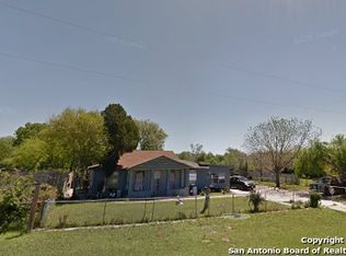 18530 Interstate Highway 37 S, Elmendorf, TX 78112