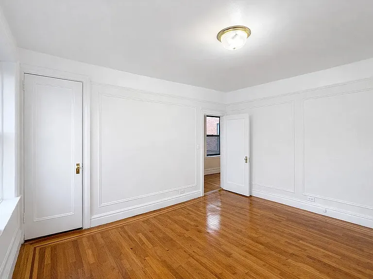 536 Fort Washington Ave #B5 — Photo 8