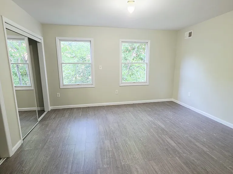 132 Grant Ave #1A — Photo 12