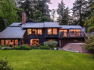 3977 Tudor Ave, Saanich, BC V8N4L7